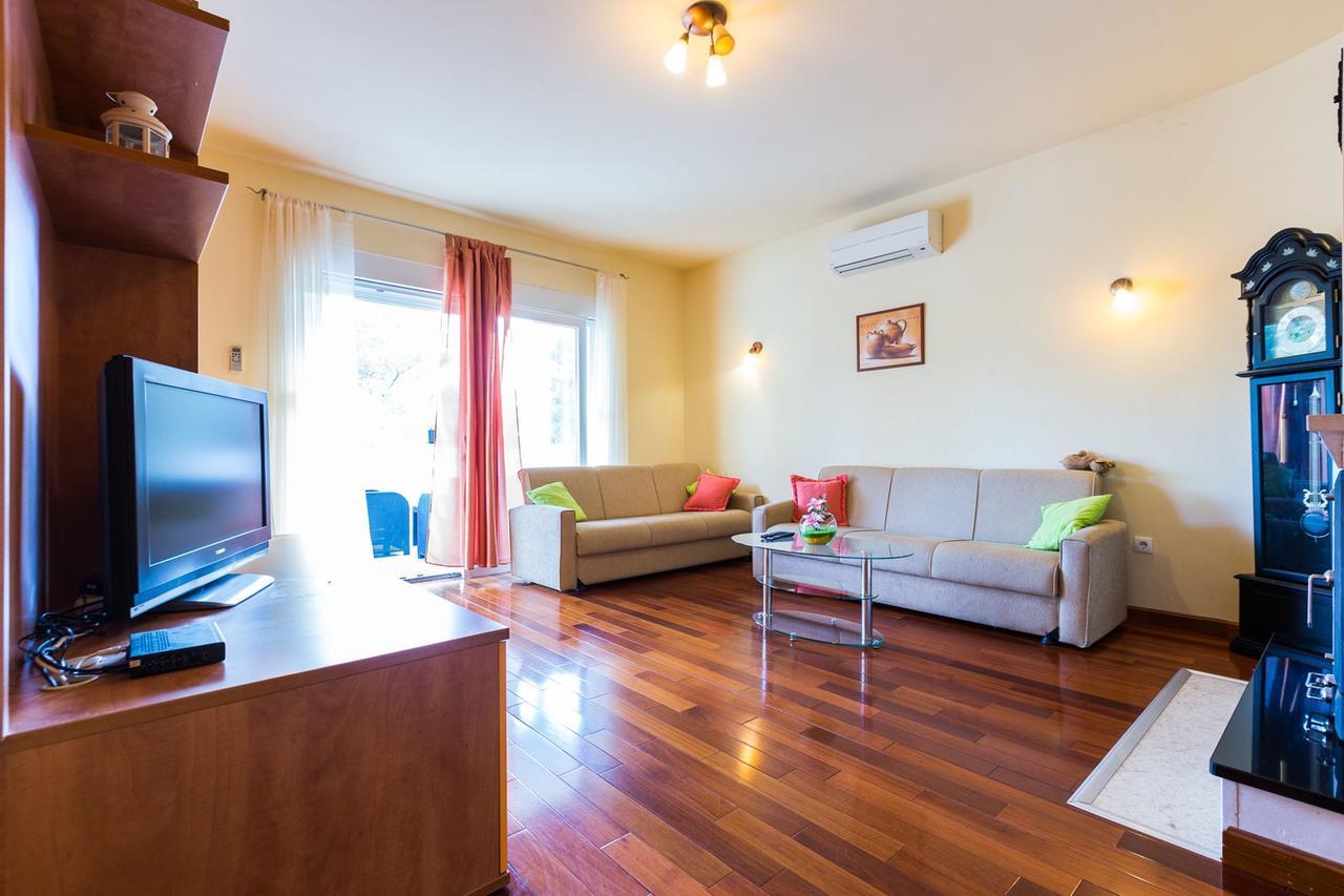 Apartments Villa Orion Kozino Exterior photo